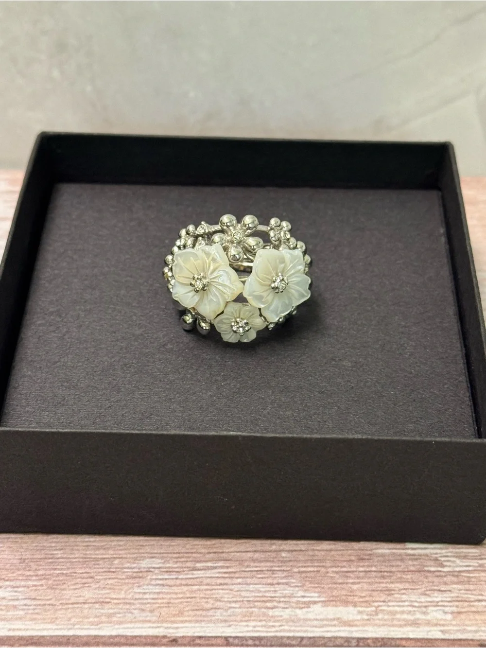 Floral Synthetic Mother-of-Pearl Cluster Ring - Size 8